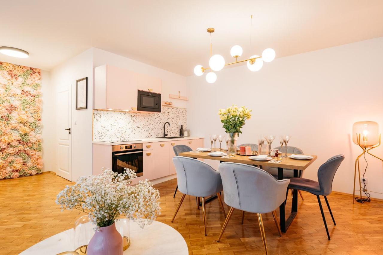 Crystal House II - Loftaffair Collection Apartment Krakow Luaran gambar